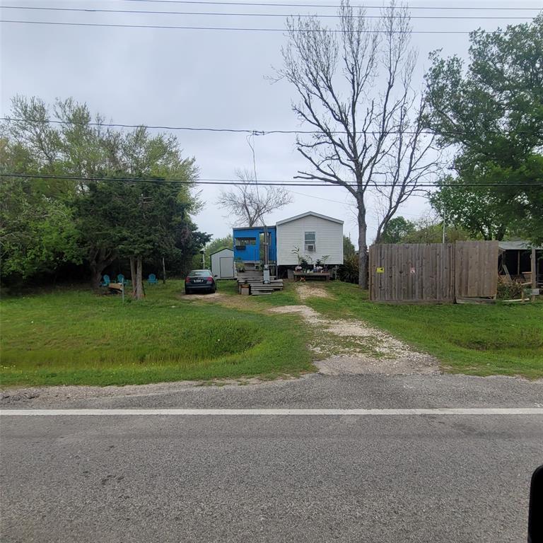 333 9th Street, Dickinson, Texas image 1