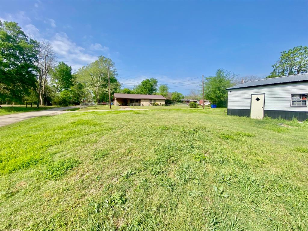 201 W Pine Street, Crockett, Texas image 10