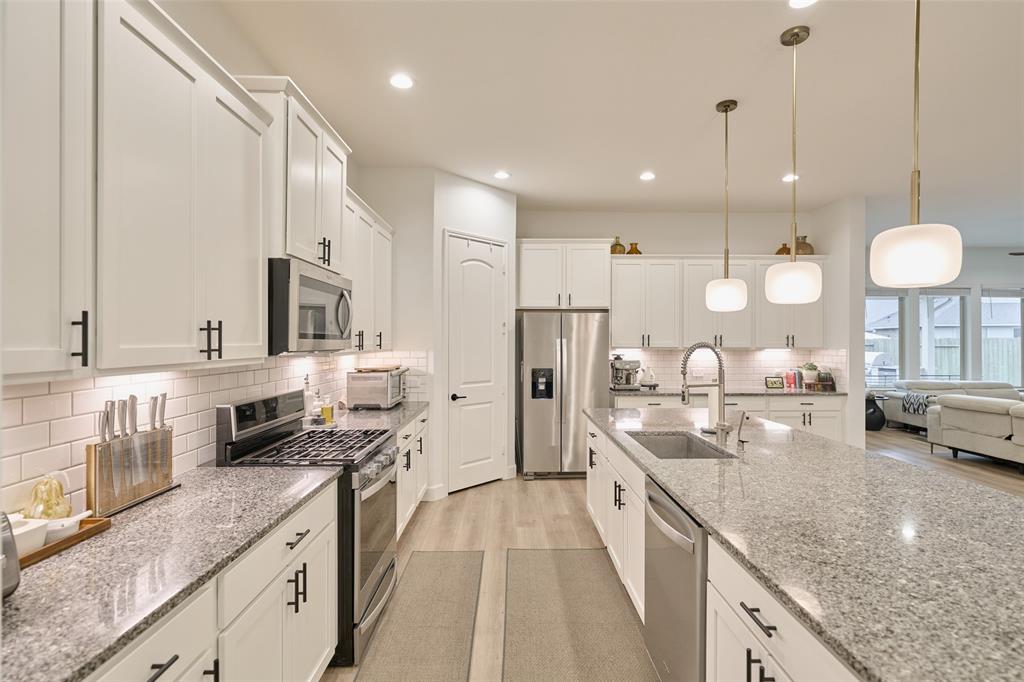 20159 Clear Ridge Lane, Montgomery, Texas image 13