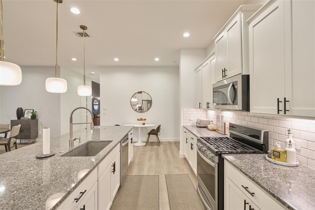 20159 Clear Ridge Lane, Montgomery, Texas image 14