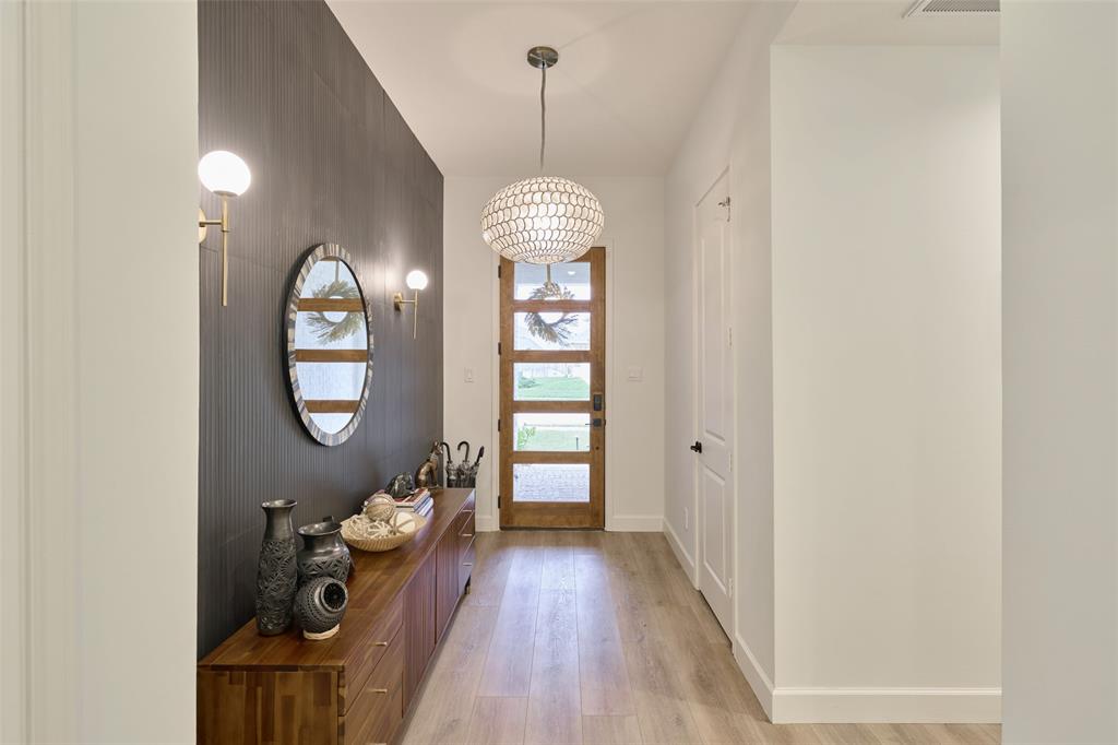 20159 Clear Ridge Lane, Montgomery, Texas image 7