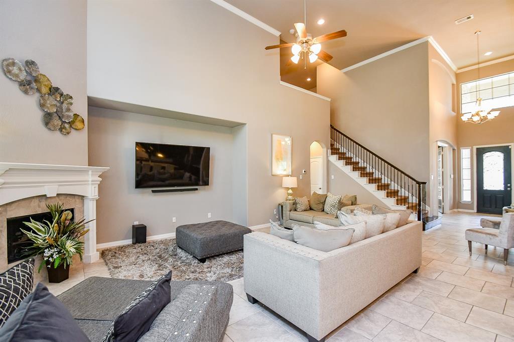 5302 Handbrook Drive, Houston, Texas image 7