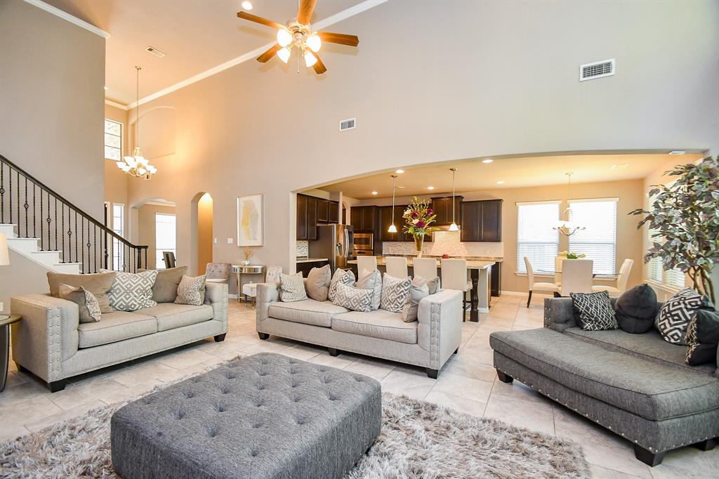 5302 Handbrook Drive, Houston, Texas image 9