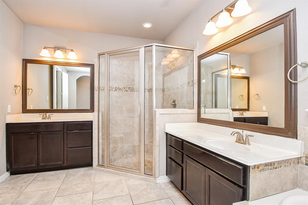 5302 Handbrook Drive, Houston, Texas image 38