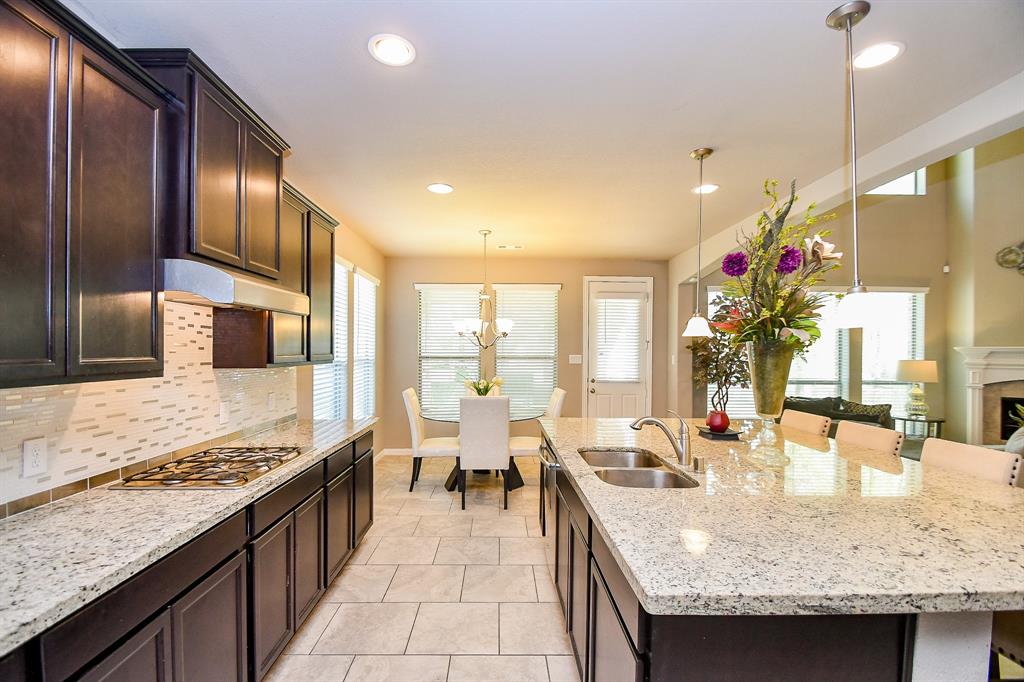 5302 Handbrook Drive, Houston, Texas image 25