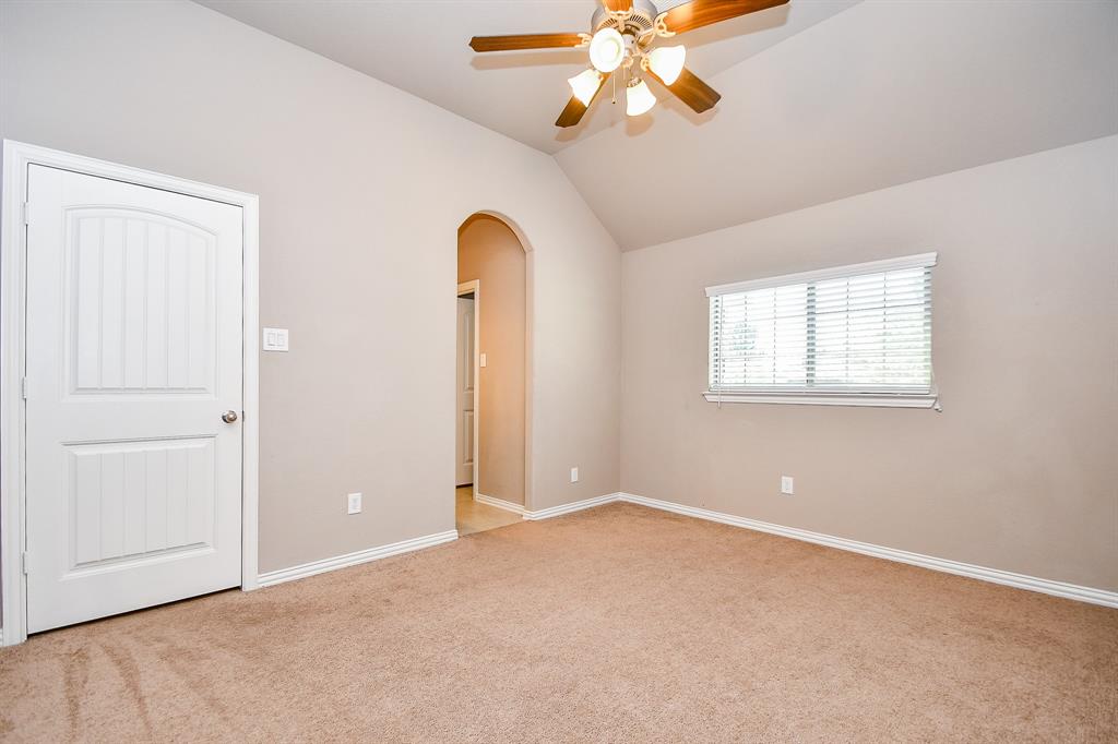 5302 Handbrook Drive, Houston, Texas image 15
