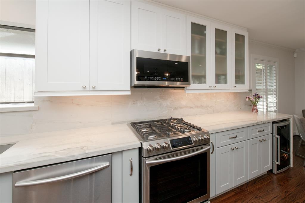 1403 Chantilly Lane, Houston, Texas image 19