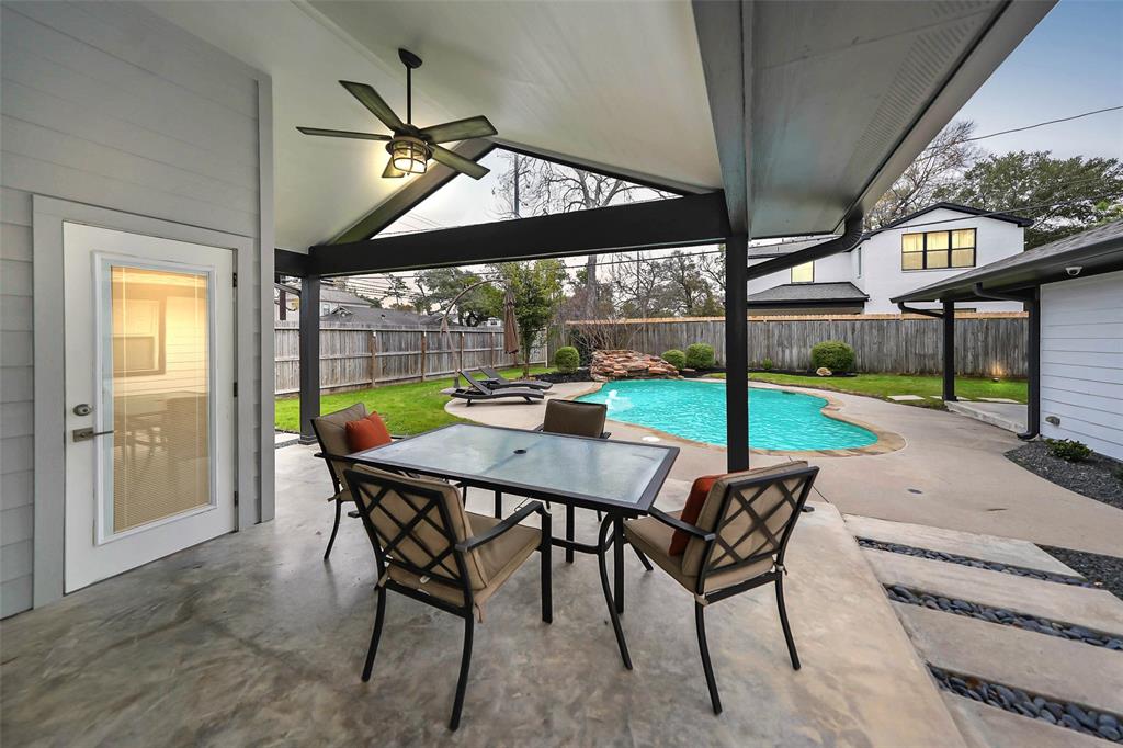 1403 Chantilly Lane, Houston, Texas image 26