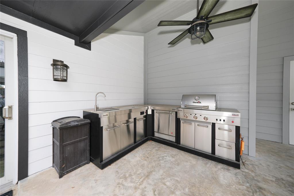 1403 Chantilly Lane, Houston, Texas image 27