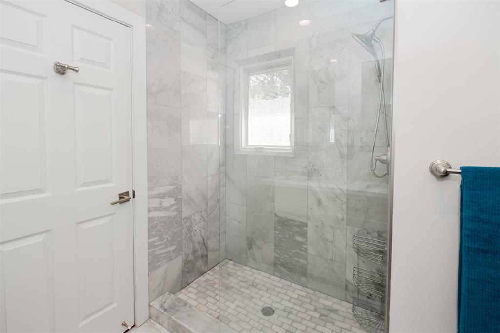 1403 Chantilly Lane, Houston, Texas image 16
