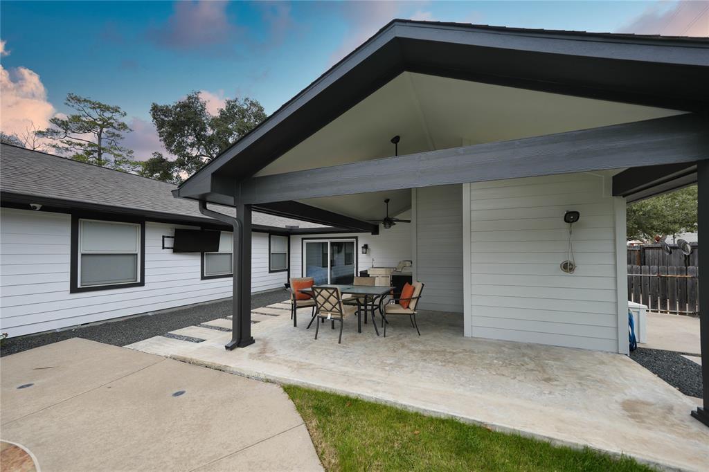 1403 Chantilly Lane, Houston, Texas image 29
