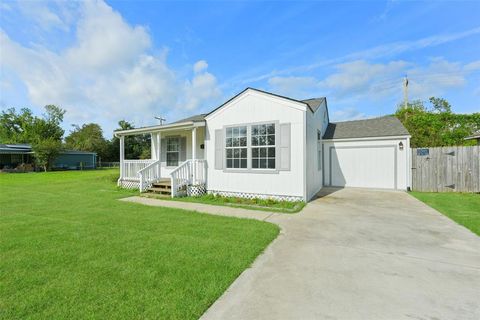 A home in Lake Jackson