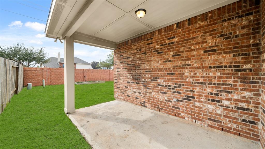 13208 Castlewind Lane, Pearland, Texas image 32