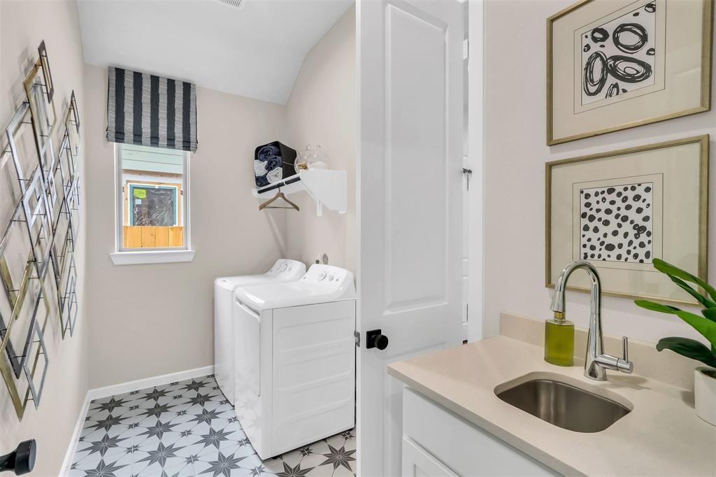 5315 Majestic Court, Manvel, Texas image 21