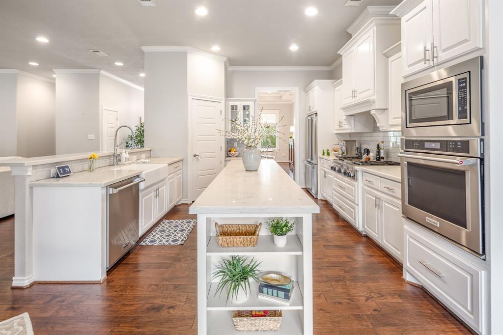 4920 Stony Brook, College Station, Texas image 4
