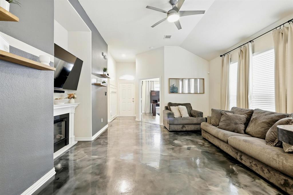 15226 Loys Coves Court, Humble, Texas image 7