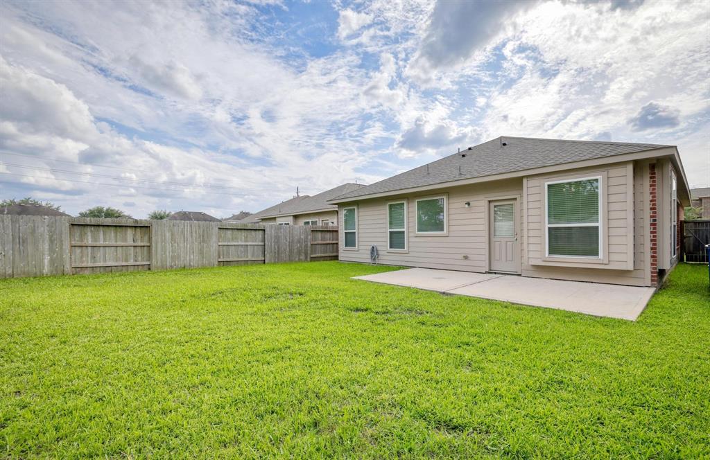 15226 Loys Coves Court, Humble, Texas image 25