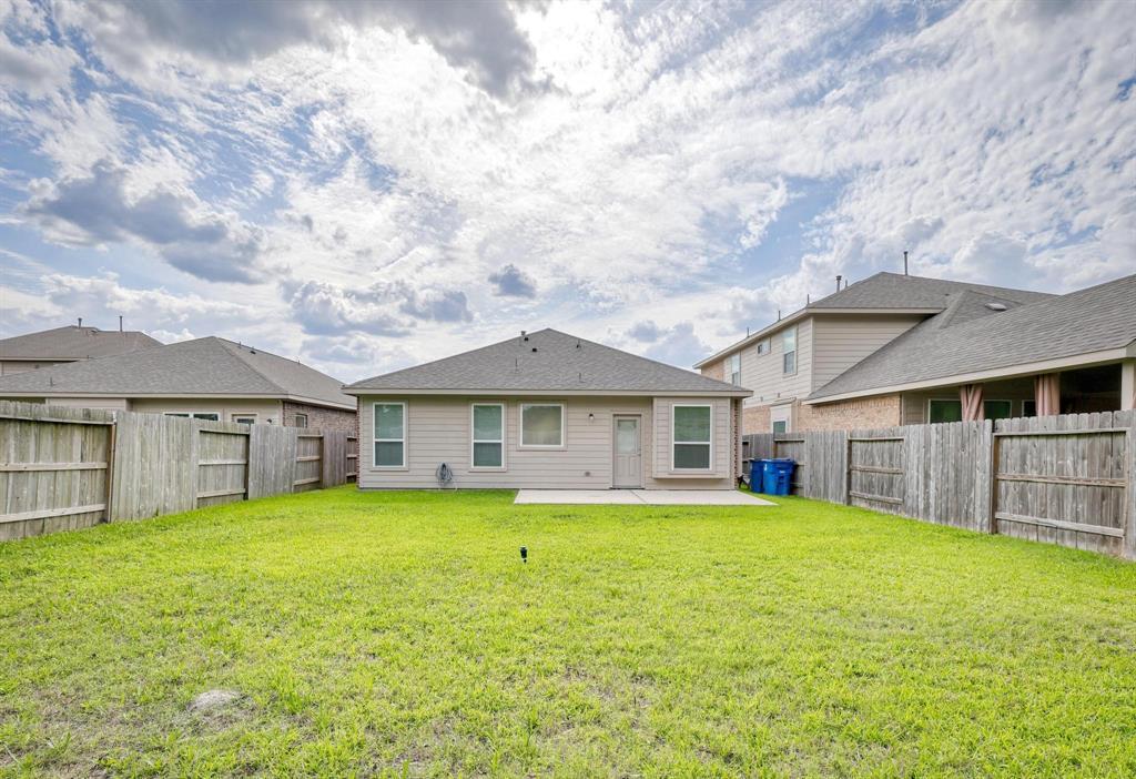 15226 Loys Coves Court, Humble, Texas image 26