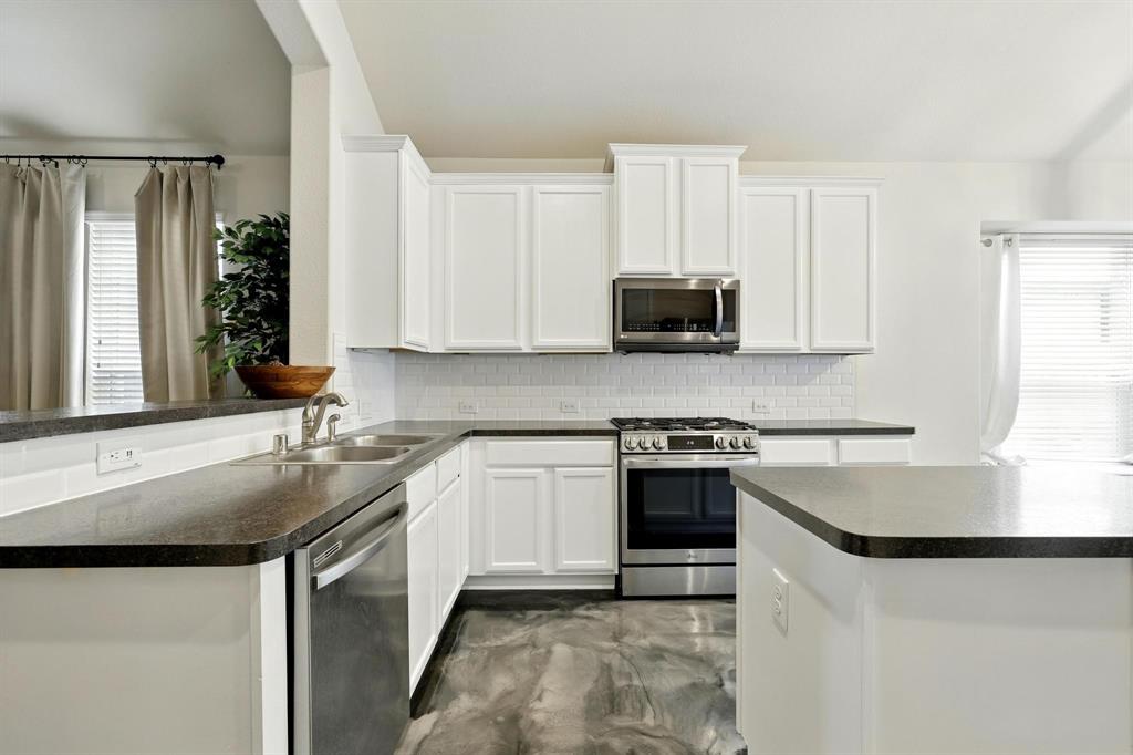 15226 Loys Coves Court, Humble, Texas image 10