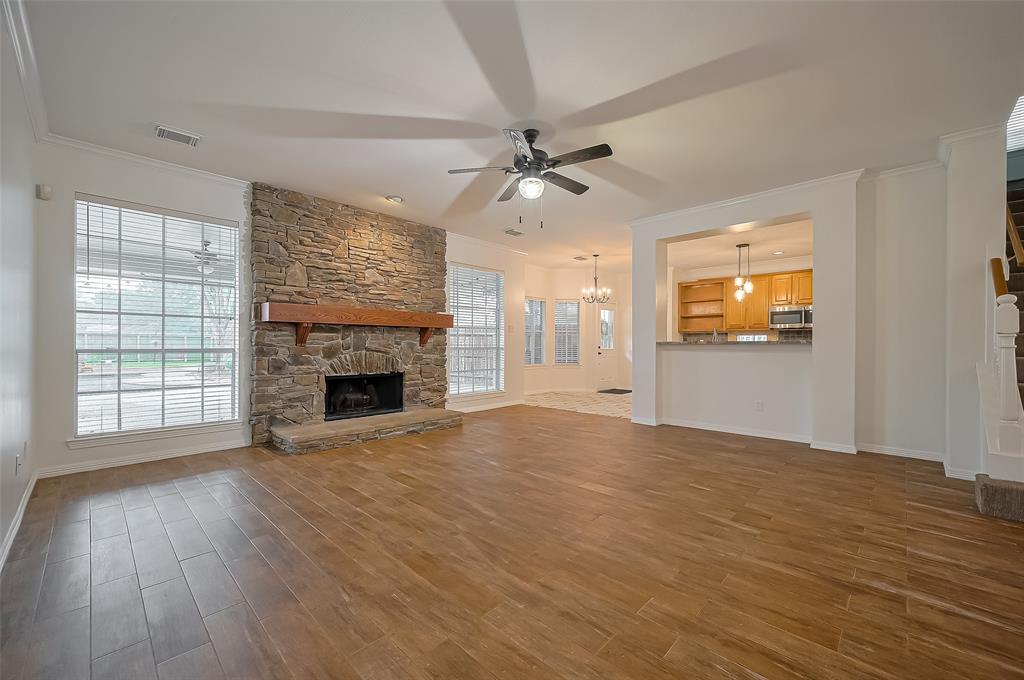 2910 Cambry Crossing Court, Katy, Texas image 9