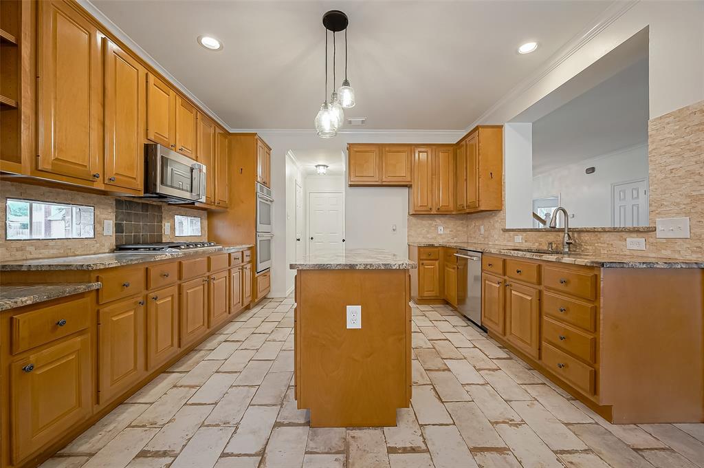 2910 Cambry Crossing Court, Katy, Texas image 13
