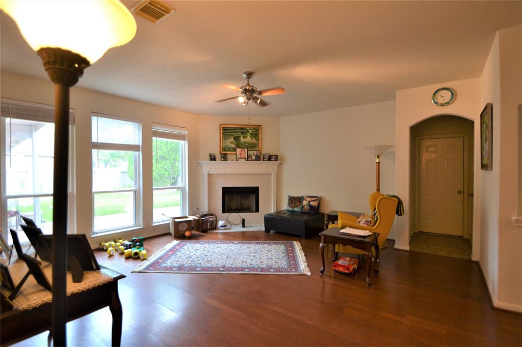 12110 Laurel Court, Stafford, Texas image 6