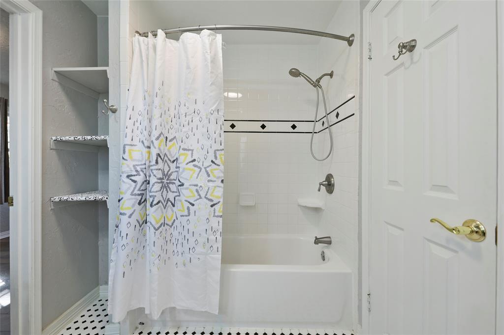 1720 Dahlstrom Road, Alvin, Texas image 25