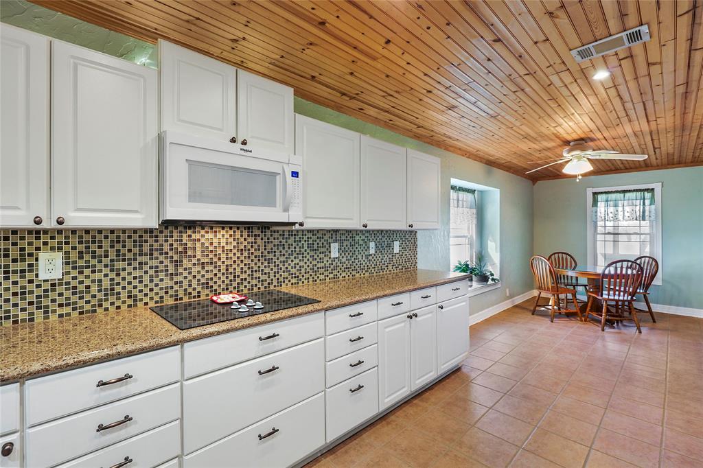 1720 Dahlstrom Road, Alvin, Texas image 9