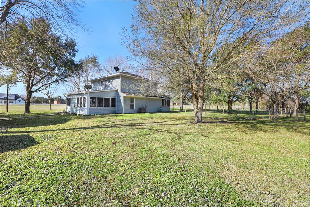 1720 Dahlstrom Road, Alvin, Texas image 2