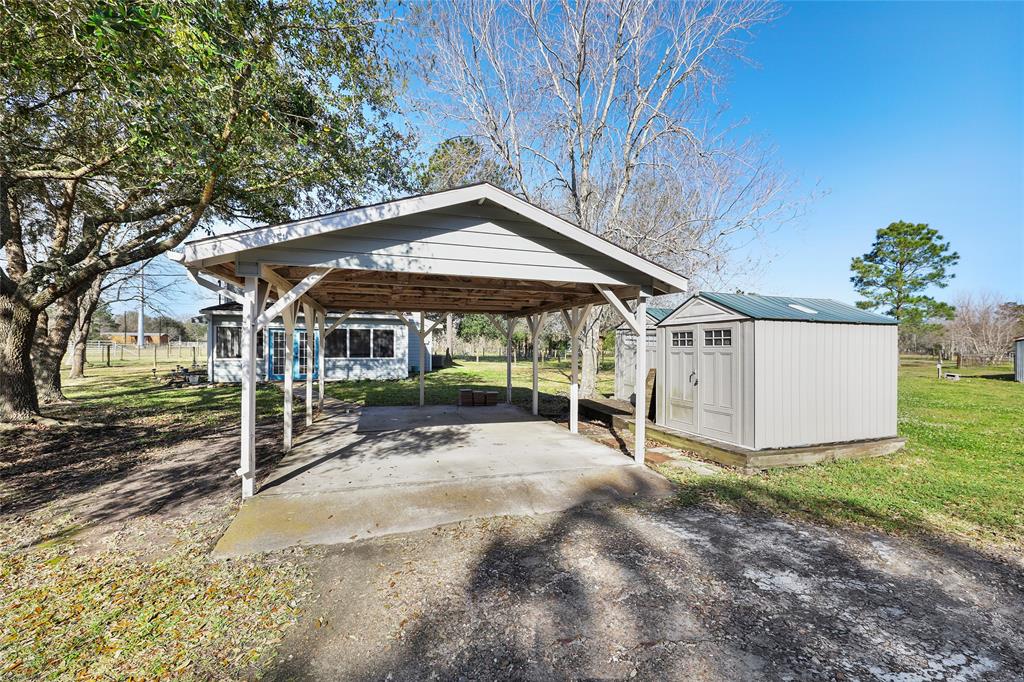 1720 Dahlstrom Road, Alvin, Texas image 33