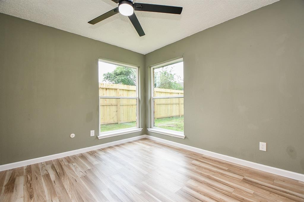 17022 Quail Park Drive, Houston, Texas image 20