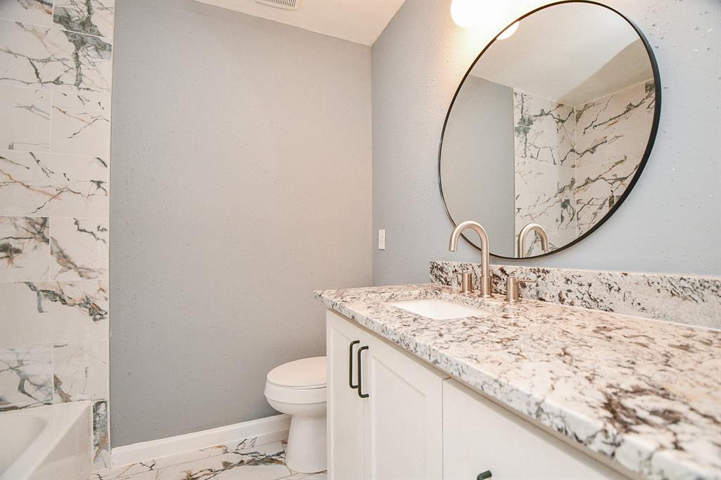 17022 Quail Park Drive, Houston, Texas image 17