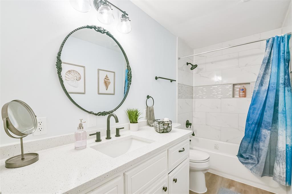 1004 20th Street, Dickinson, Texas image 30