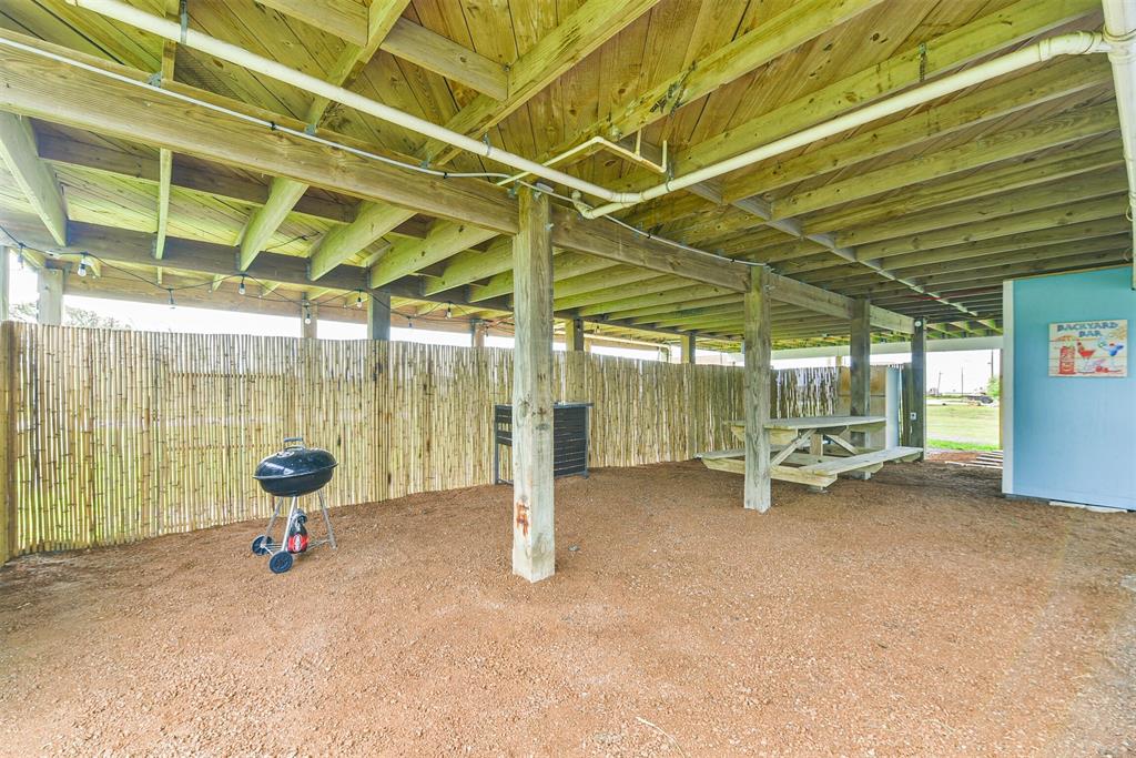 1004 20th Street, Dickinson, Texas image 13