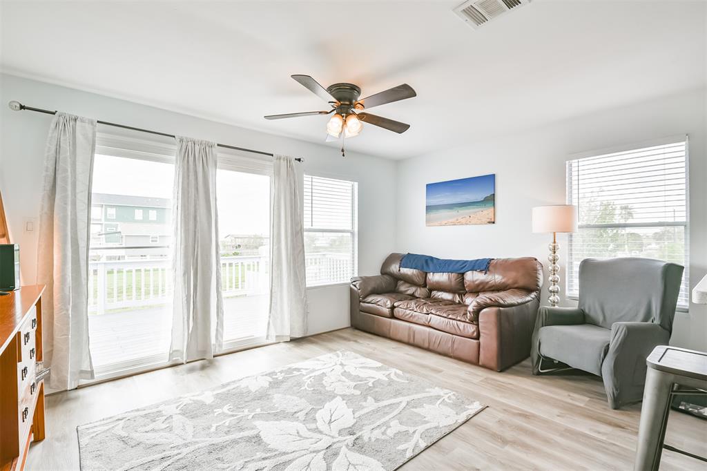 1004 20th Street, Dickinson, Texas image 19