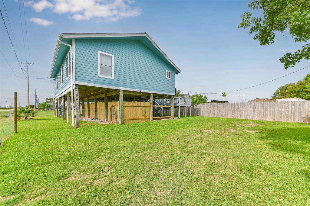 1004 20th Street, Dickinson, Texas image 10