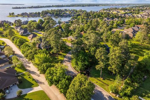 A home in Conroe