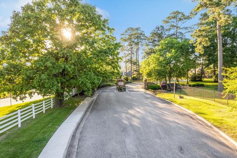 A home in Conroe