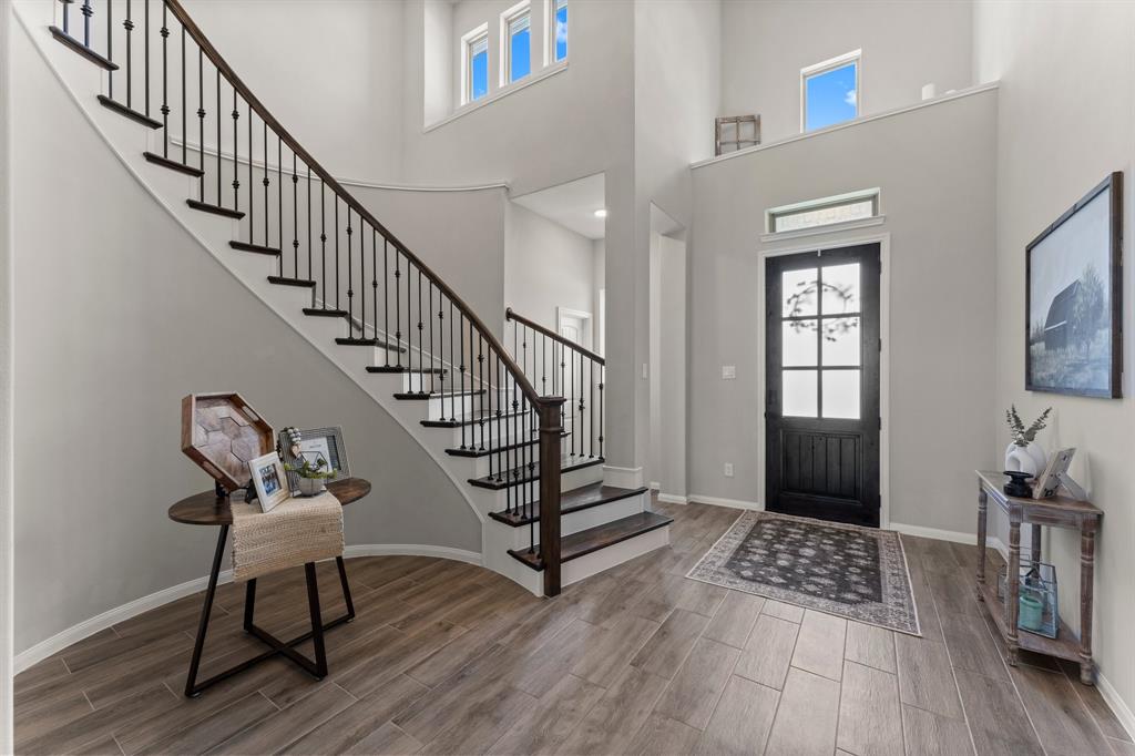 2810 Kingly Pine Trail