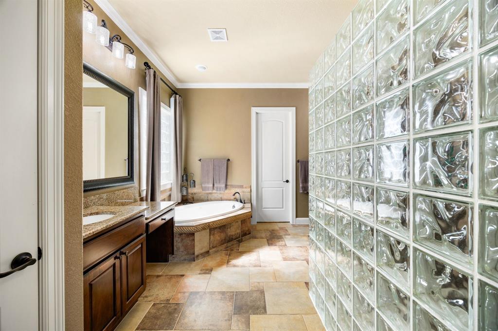 4711 Mesquite Meadow Lane, Katy, Texas image 23