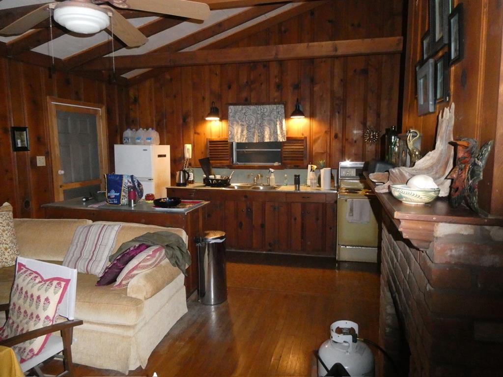 1219 Monument Dr, Freeport, Texas image 10