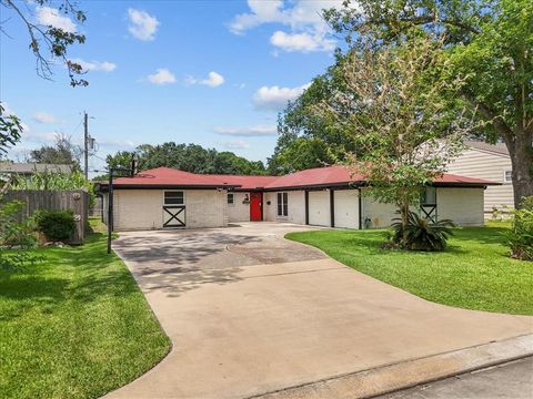 A home in Seabrook