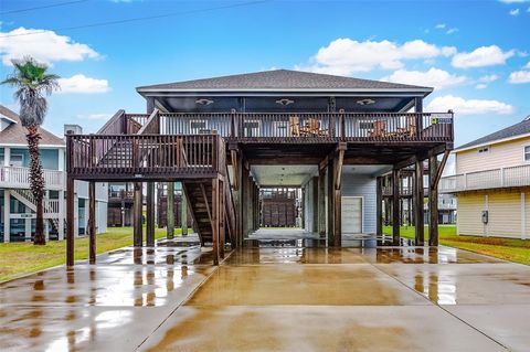 A home in Crystal Beach