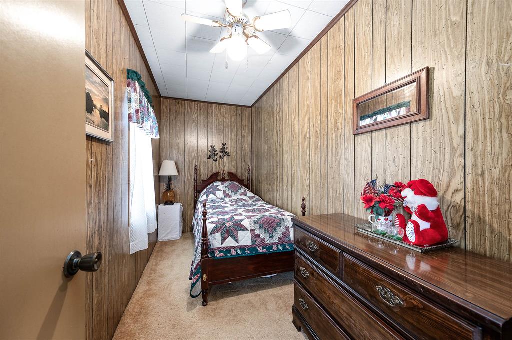 875 Private Road 652, Sargent, Texas image 36