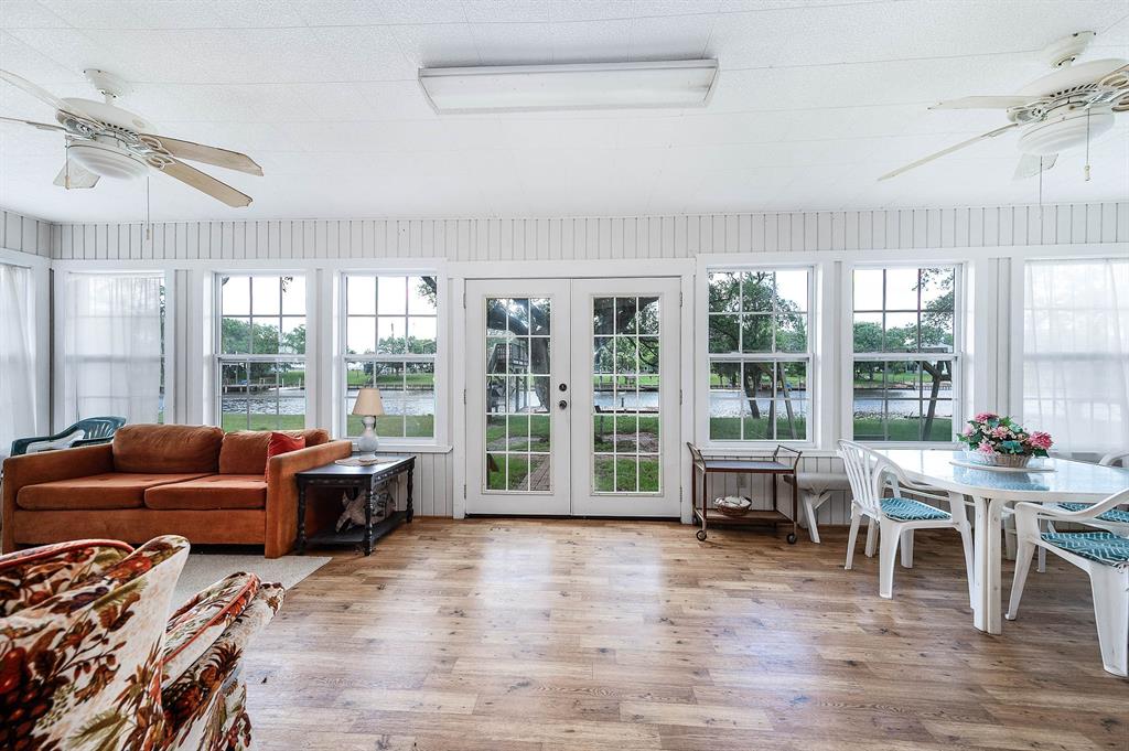 875 Private Road 652, Sargent, Texas image 32