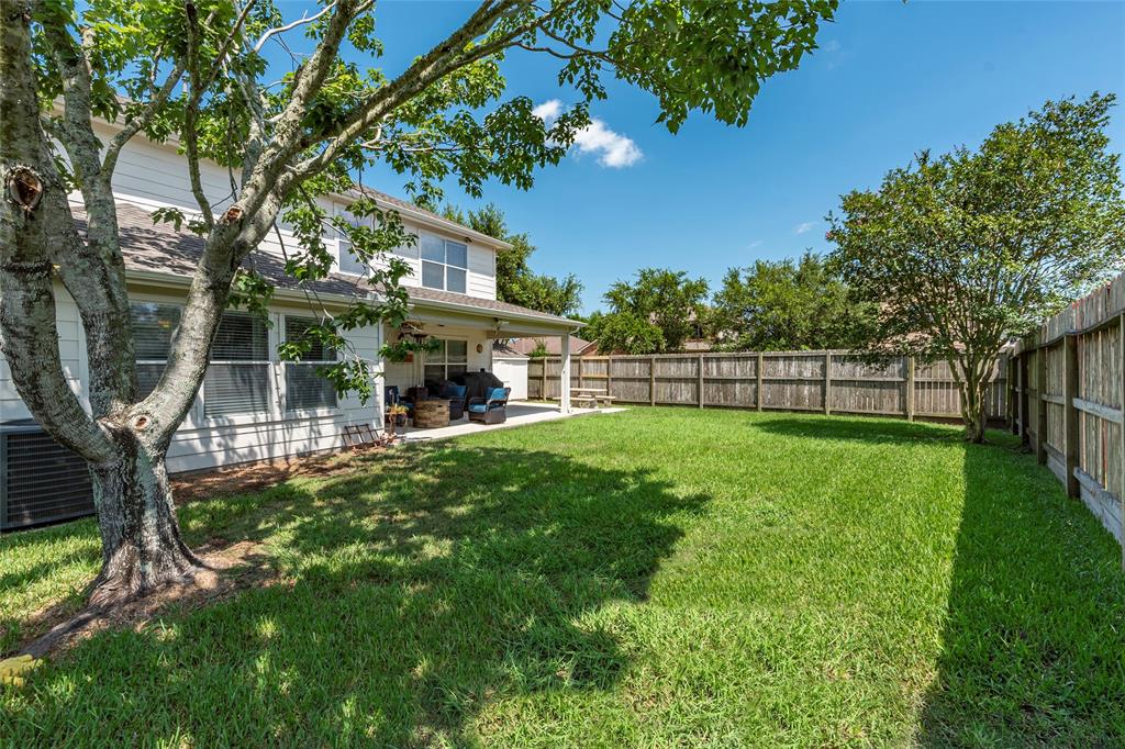 3803 Shiloh Park Court, Friendswood, Texas image 32