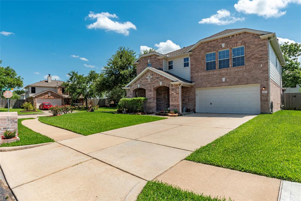 3803 Shiloh Park Court, Friendswood, Texas image 3