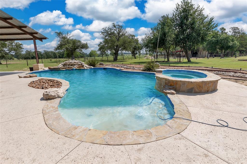 8978 Farm To Market 3090 Road, Anderson, Texas image 30