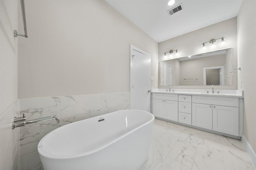 501 Burnett Street, Brazoria, Texas image 14