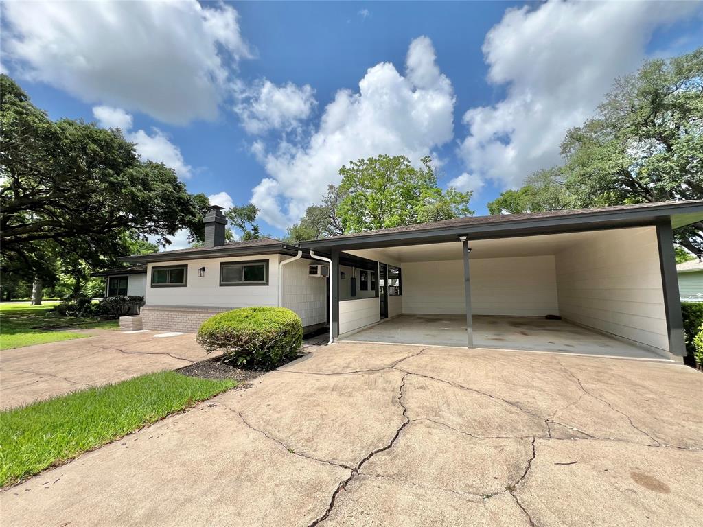 608 Evans Street, Angleton, Texas image 33